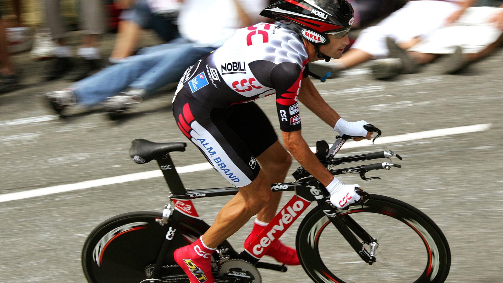 灰熊收割雷霆，锡安在德甲争冠战接管比赛，当篮球跨越山海