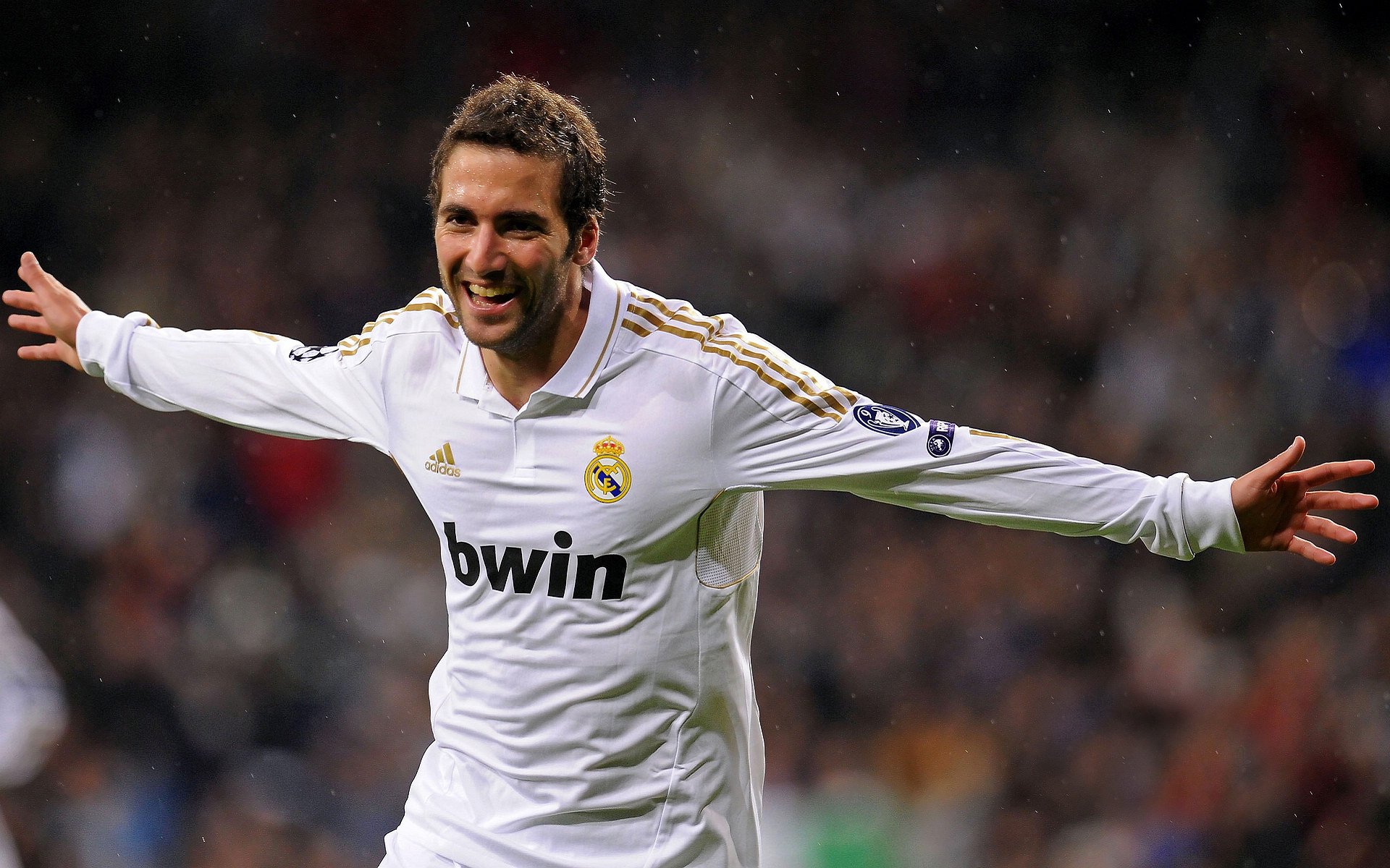 卡塔尔制霸南非，罗德里戈成为关键先生，当资本足球的精密齿轮咬合胜利